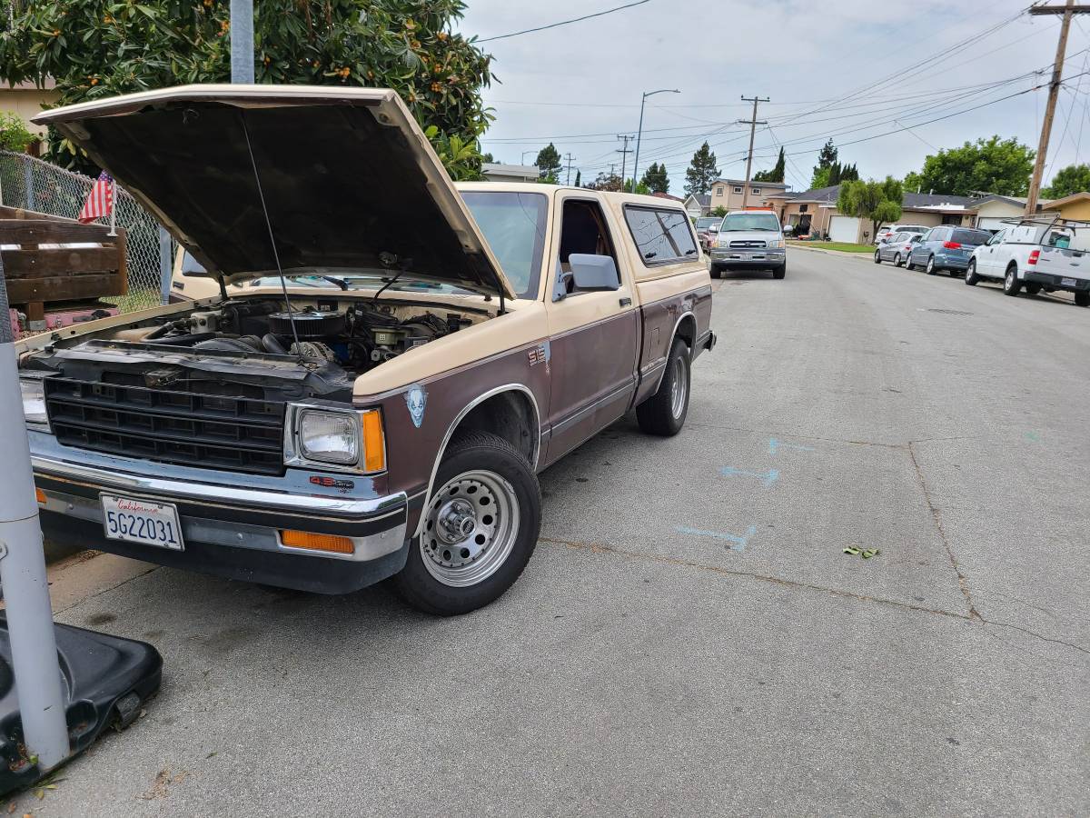 Gmc-s15-sierra-classic-1989-green