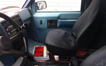 Gmc-safari-1986-white-6