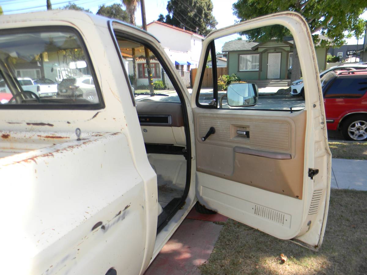 Gmc-sierra-15-1500-short-bed-1978-yellow-13