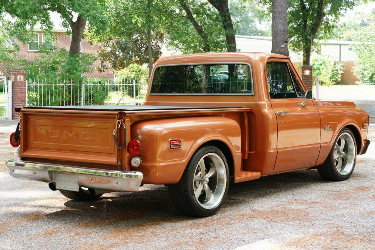 Gmc-sierra-1500-1972-brown-3