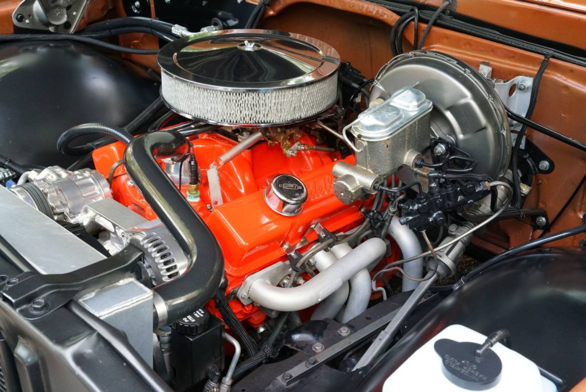 Gmc-sierra-1500-1972-brown-7