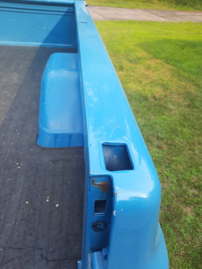Gmc-sierra-1500-1975-blue-11