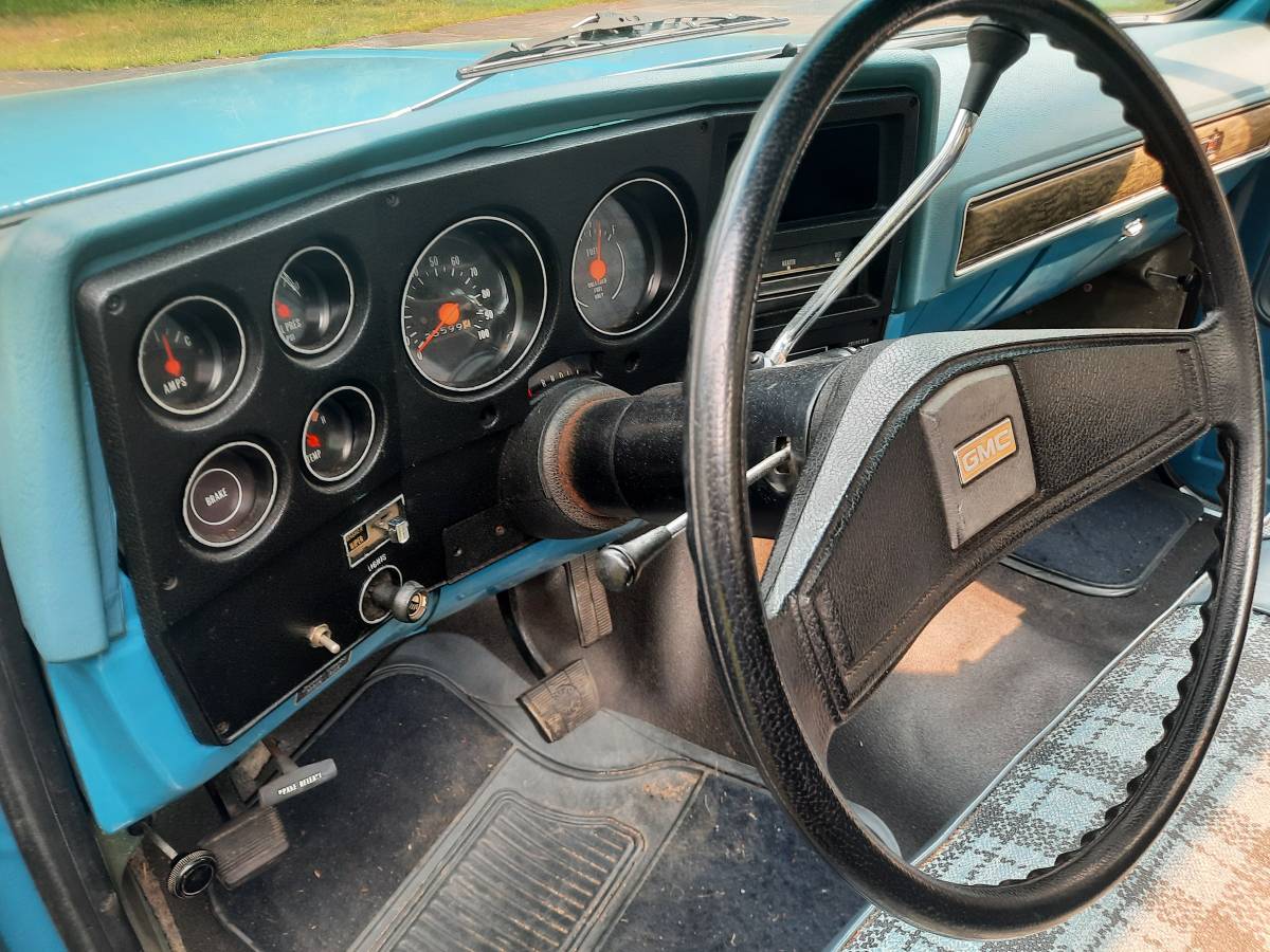 Gmc-sierra-1500-1975-blue-8
