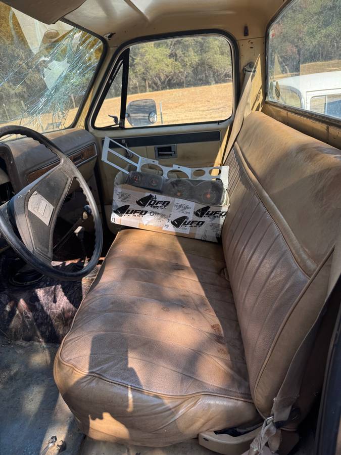 Gmc-sierra-1500-1977-3