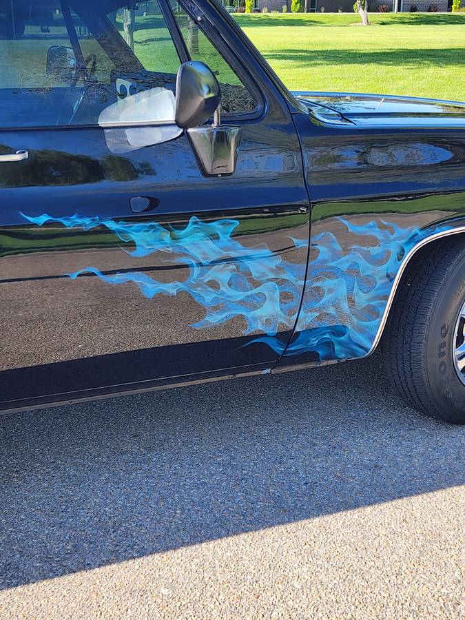 Gmc-sierra-1500-1981-custom-5