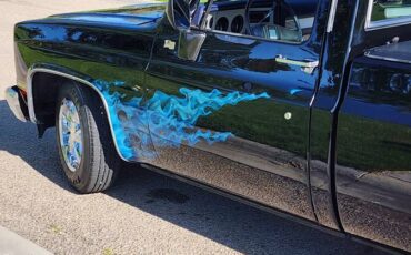 Gmc-sierra-1500-1981-custom-8