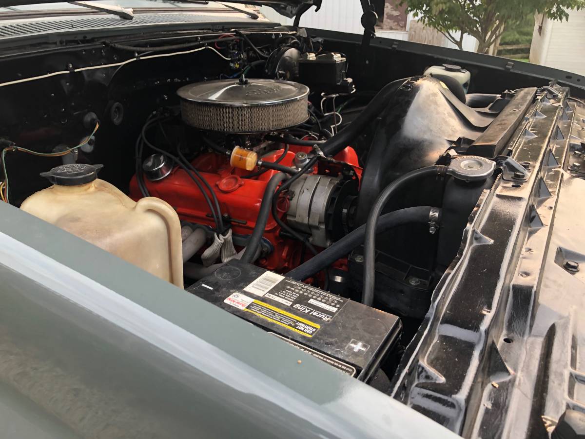 Gmc-sierra-1500-1984-6