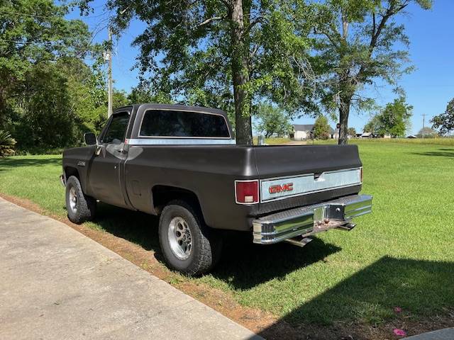 Gmc-sierra-1500-1985-3