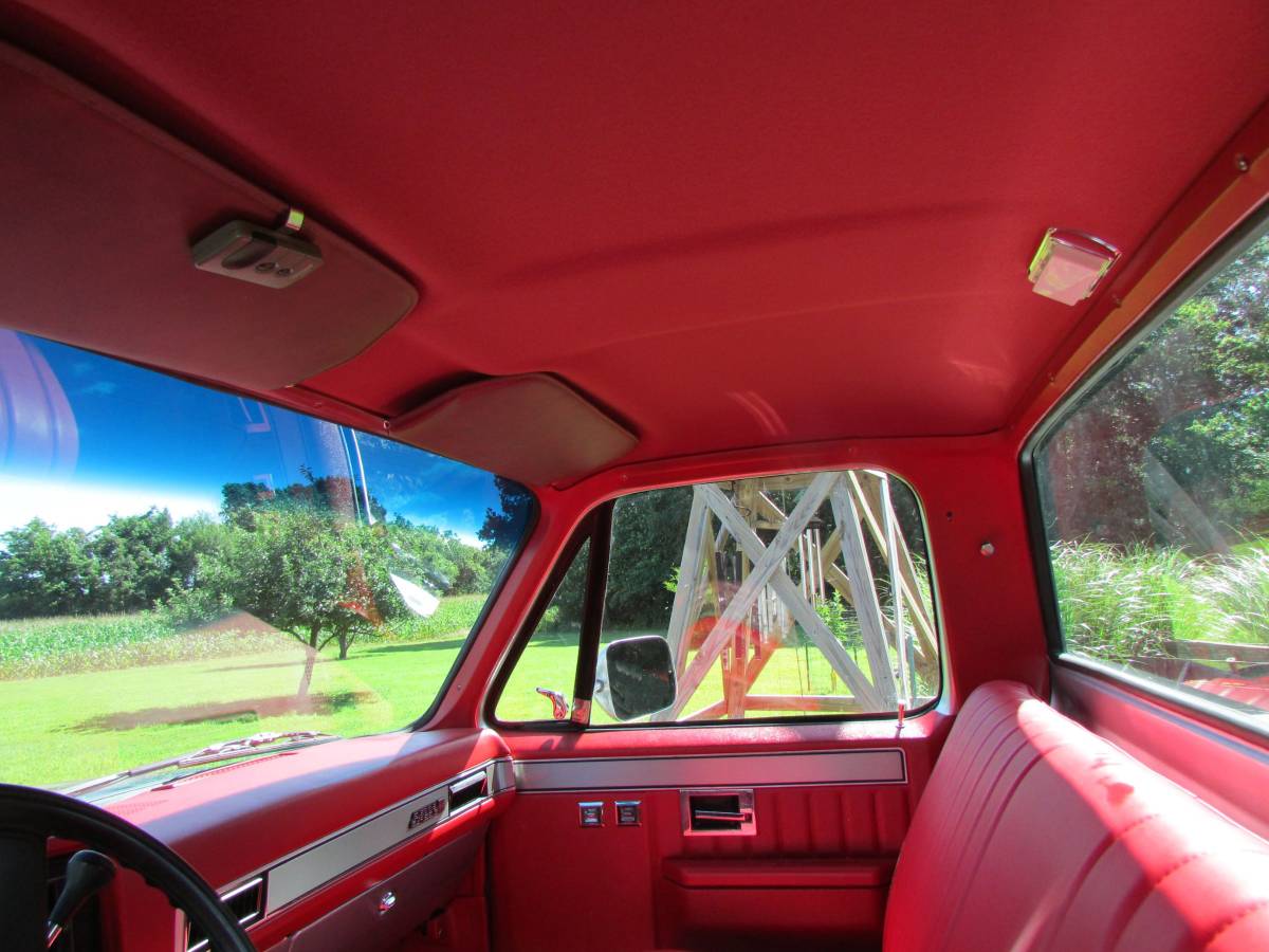 Gmc-sierra-1500-1985-silver-7
