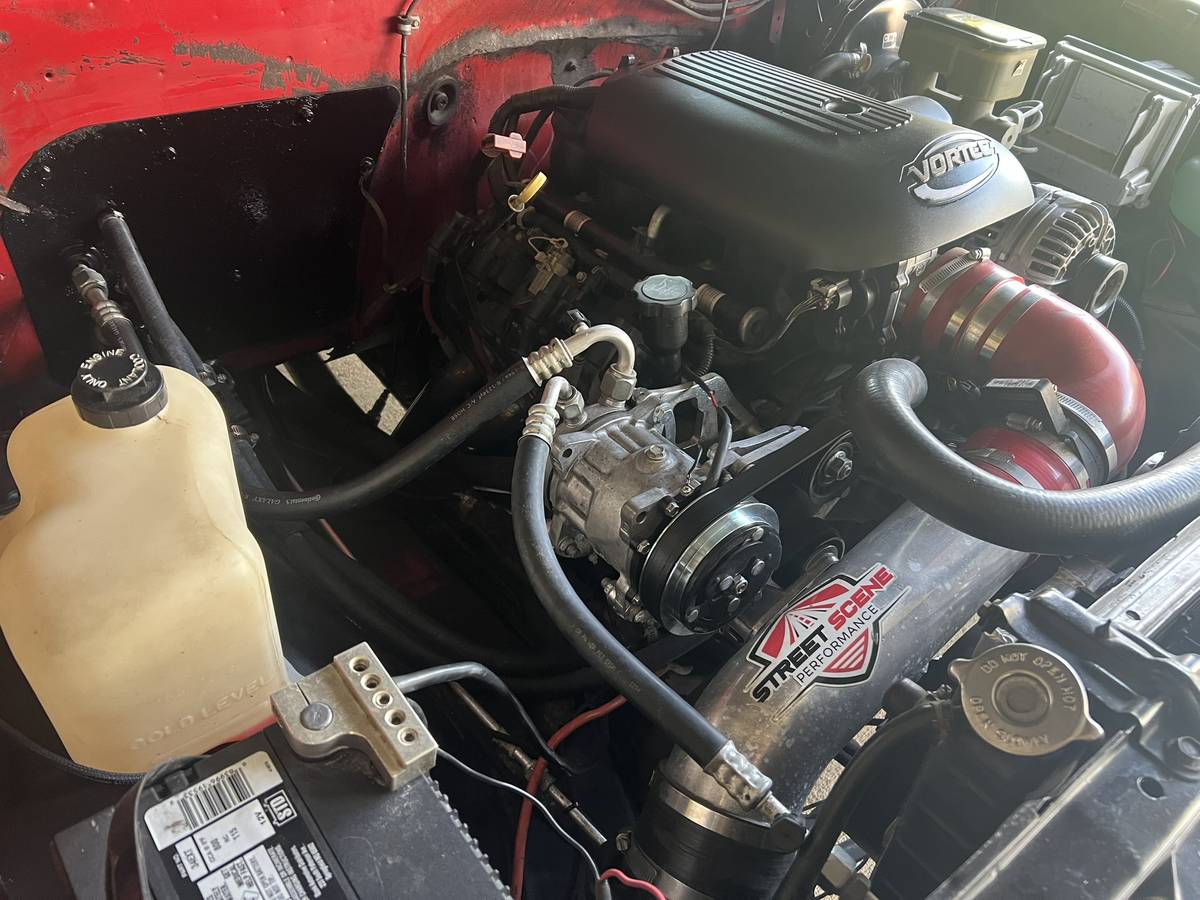 Gmc-sierra-1500-1986-red-11