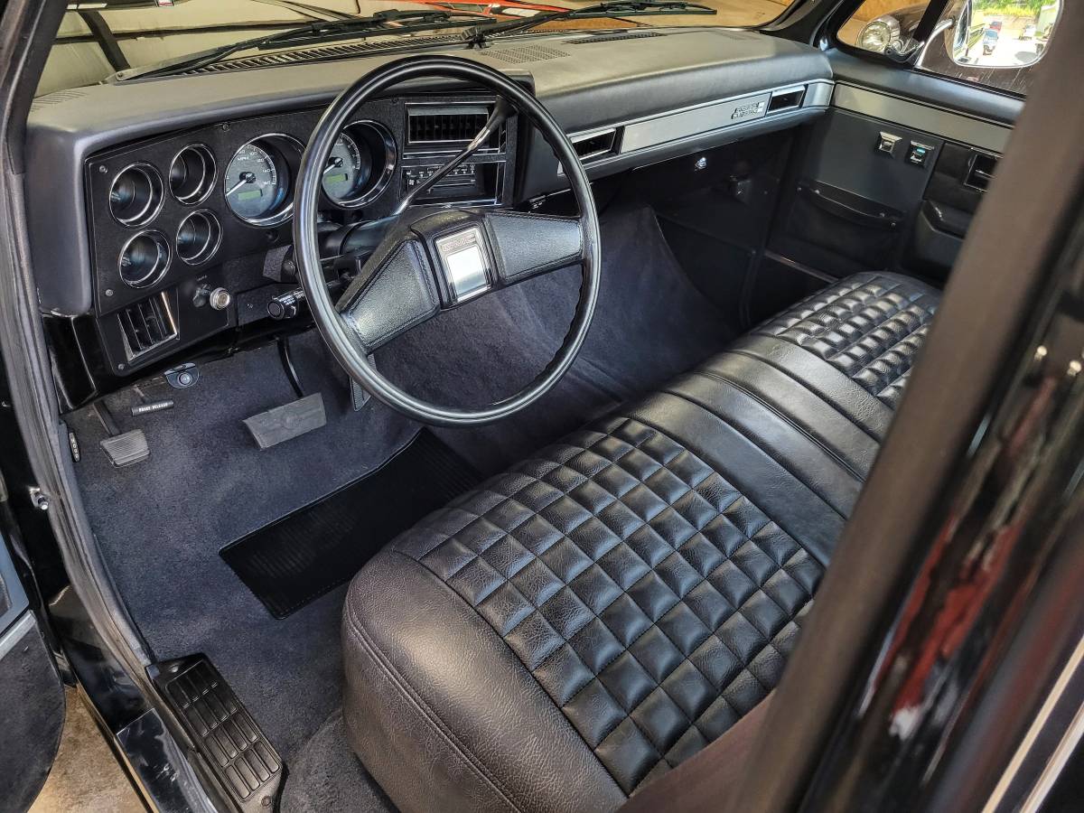 Gmc-sierra-1500-1987-12