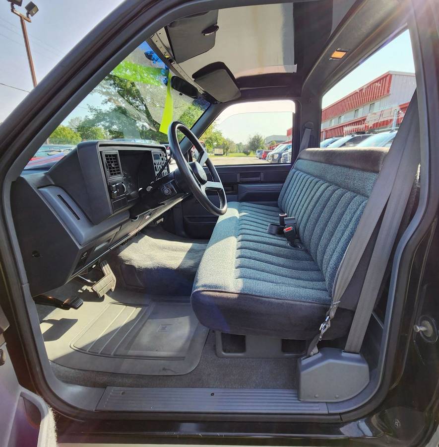 Gmc-sierra-1500-1988-black-18