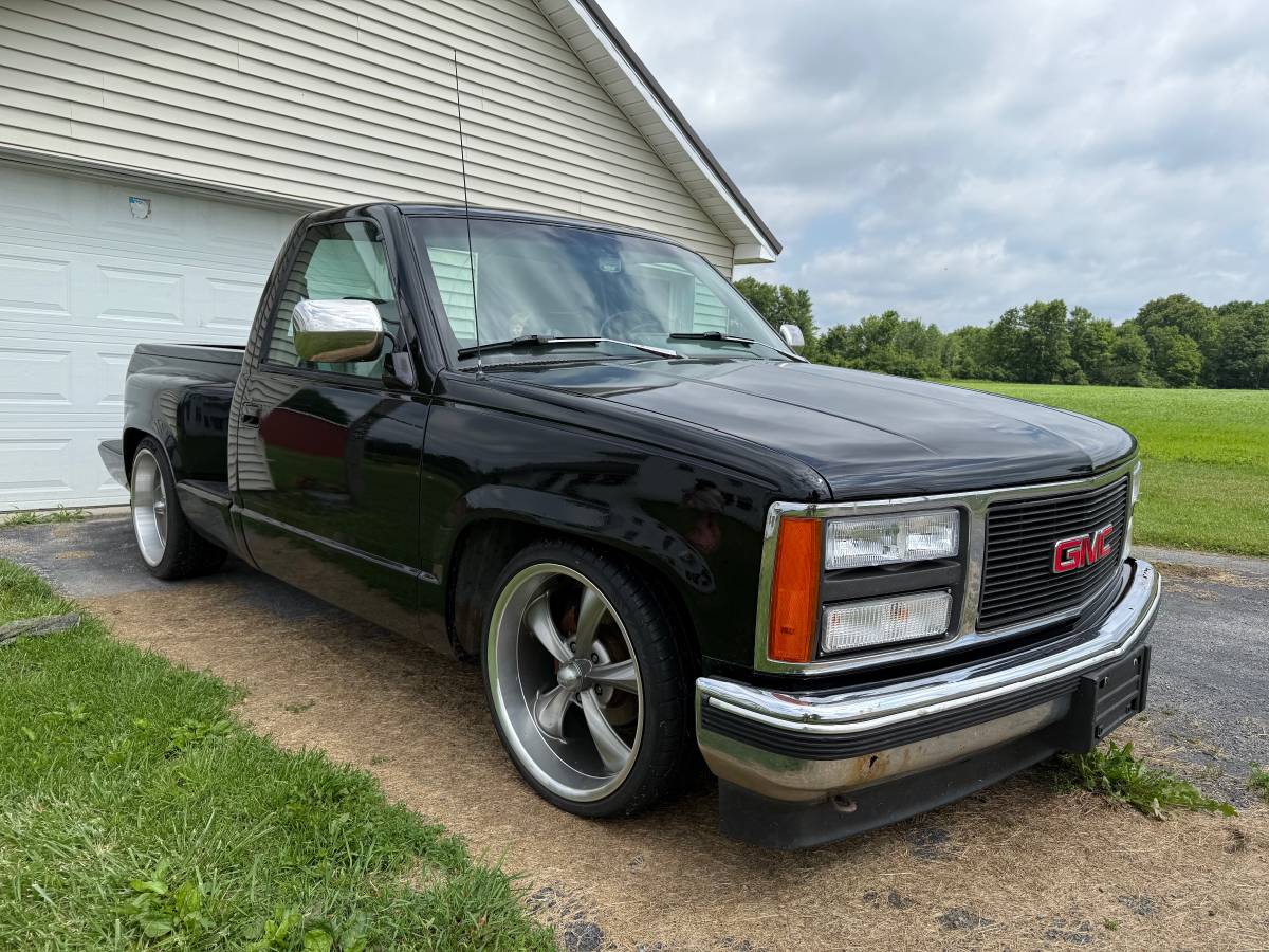 Gmc-sierra-1500-1993-black