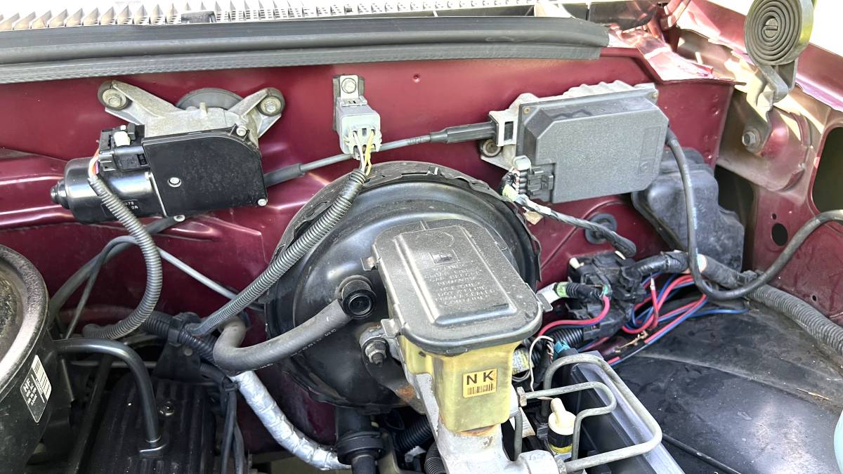 Gmc-sierra-1500-1994-red-17