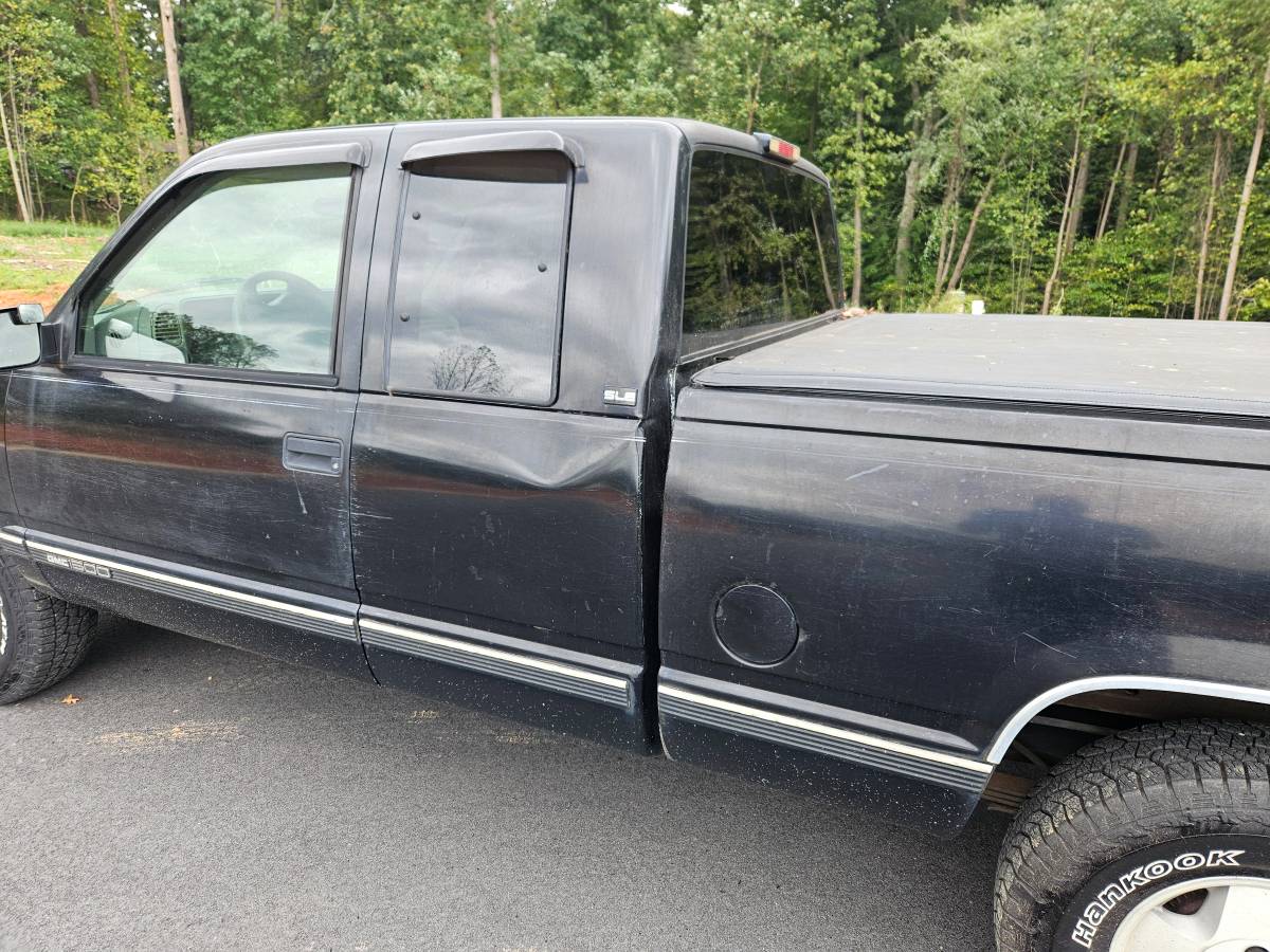 Gmc-sierra-1500-1995-black-3