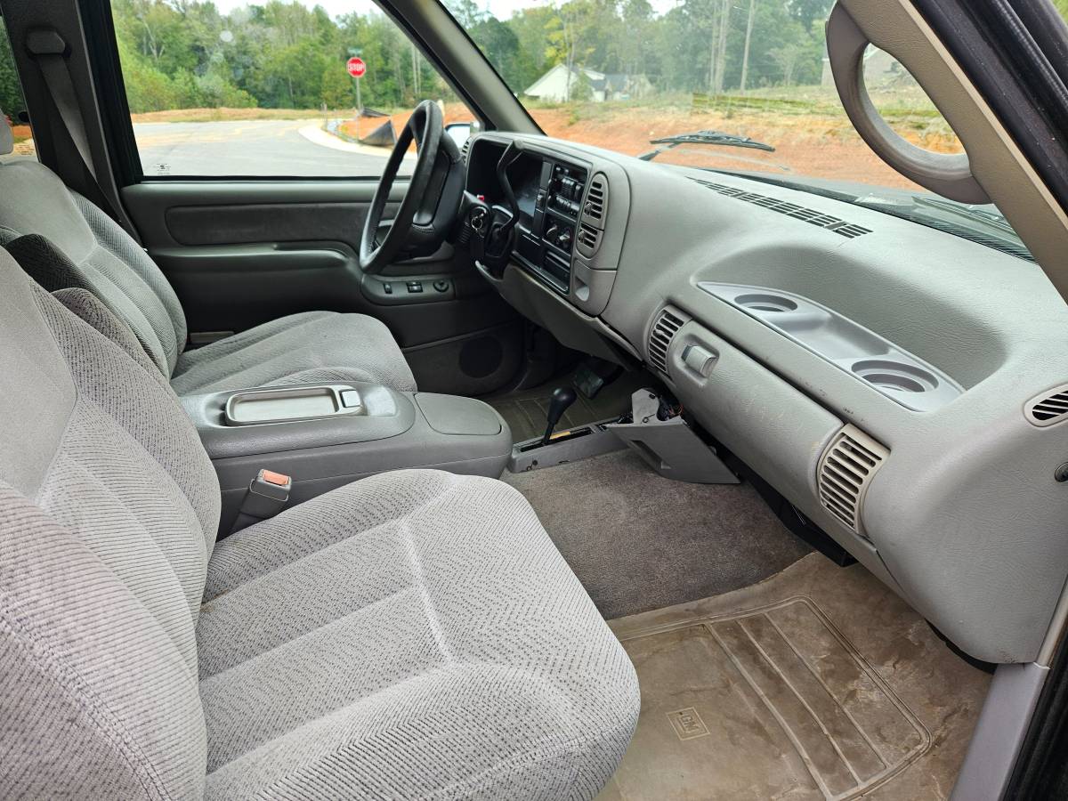 Gmc-sierra-1500-1995-black-4