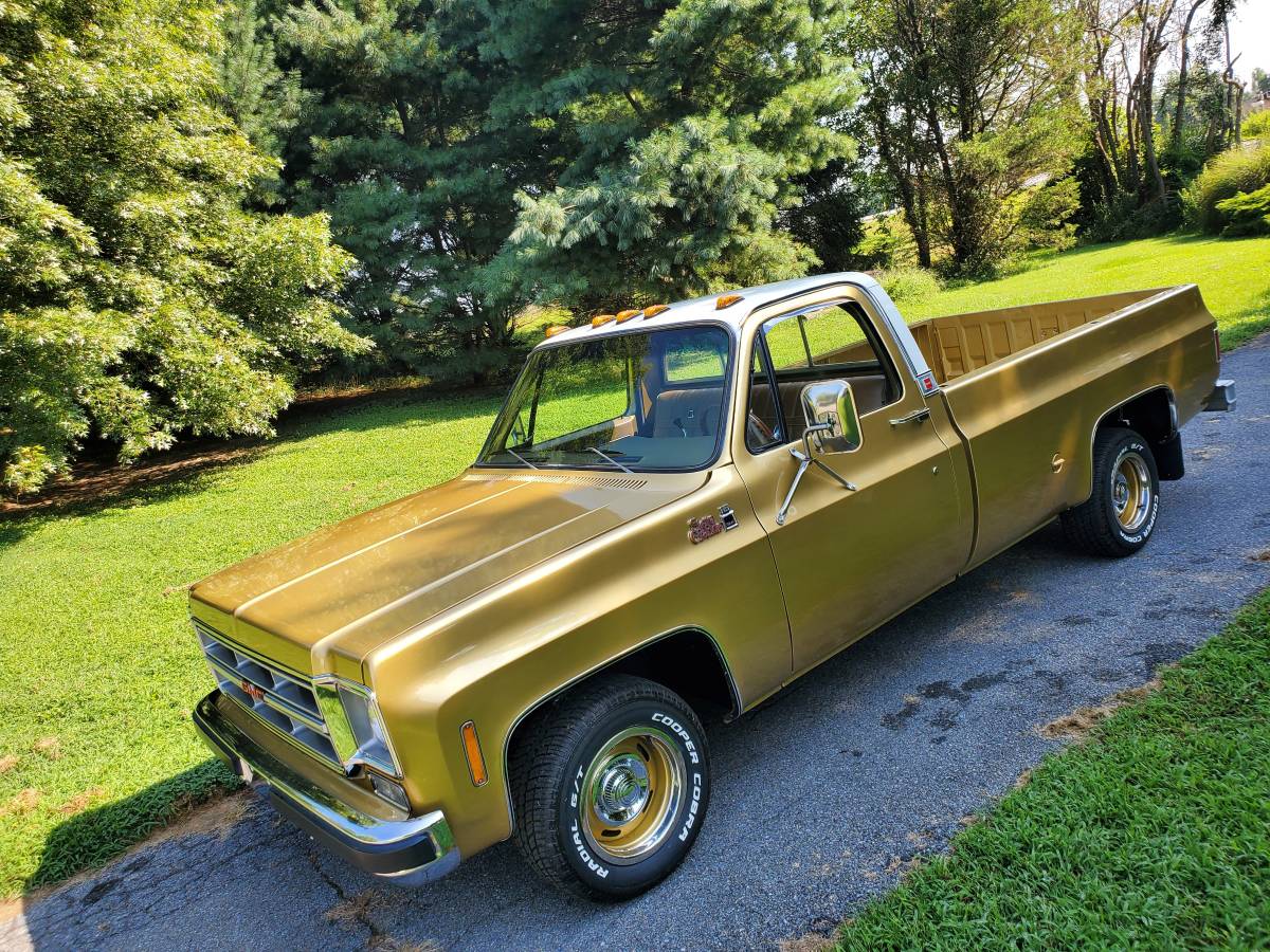 Gmc-sierra-1976-custom-1