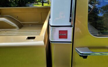 Gmc-sierra-1976-custom-5