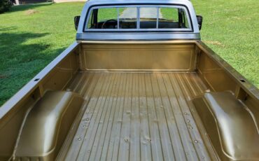 Gmc-sierra-1976-custom-7