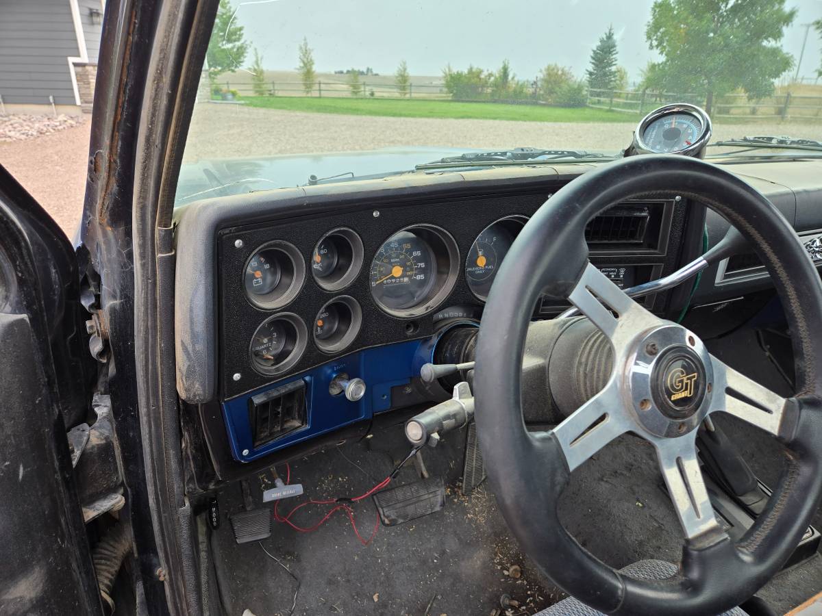 Gmc-sierra-1985-black-3