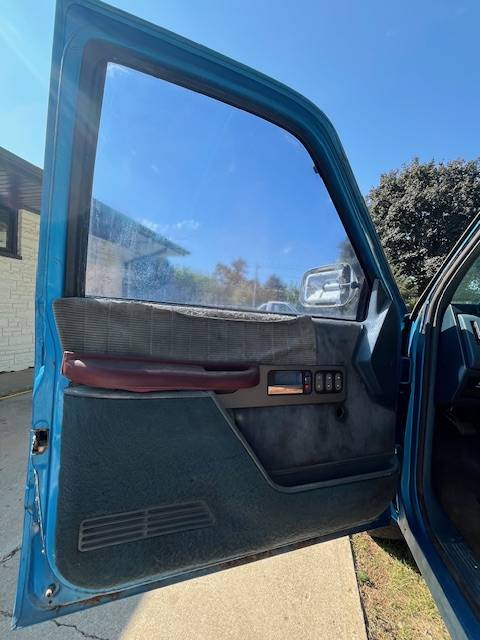 Gmc-sierra-1991-9