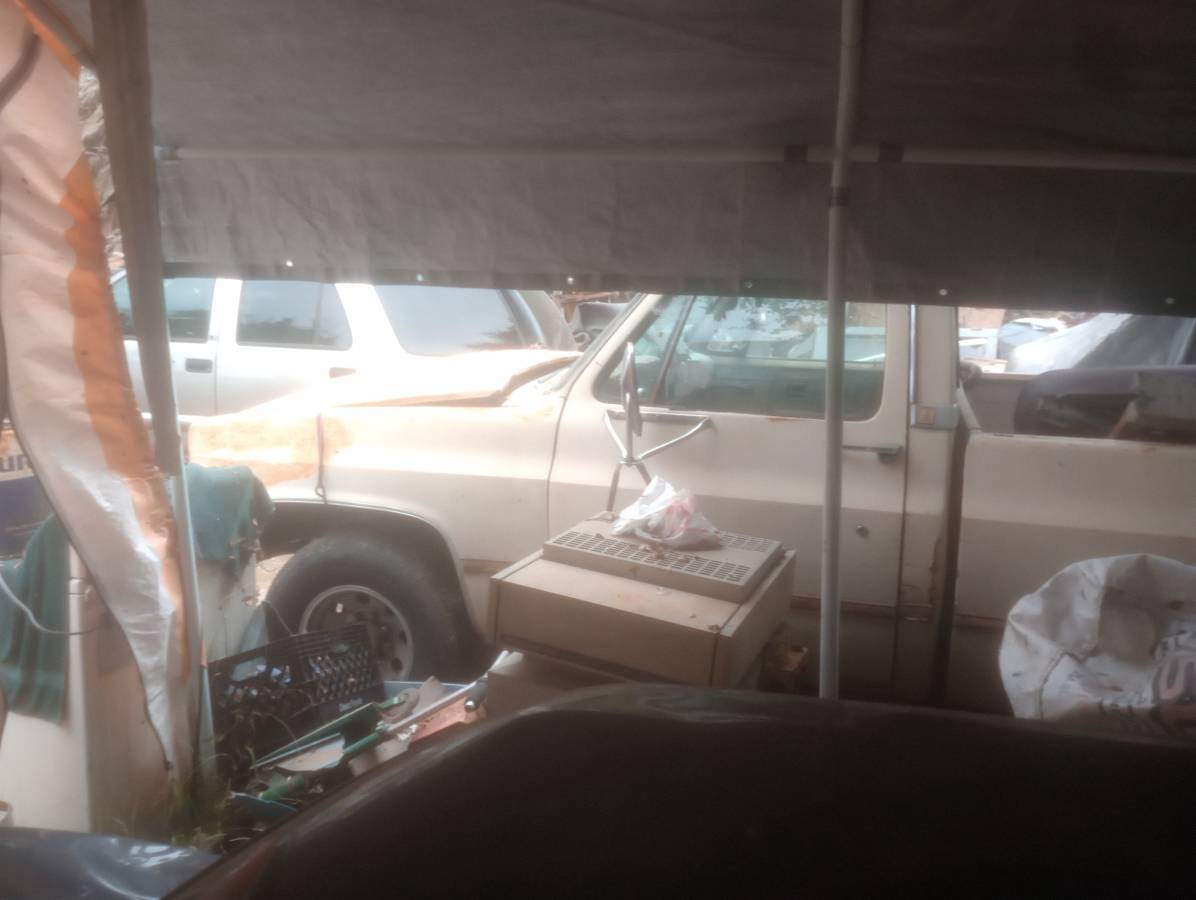 Gmc-sierra-2500-1984-1