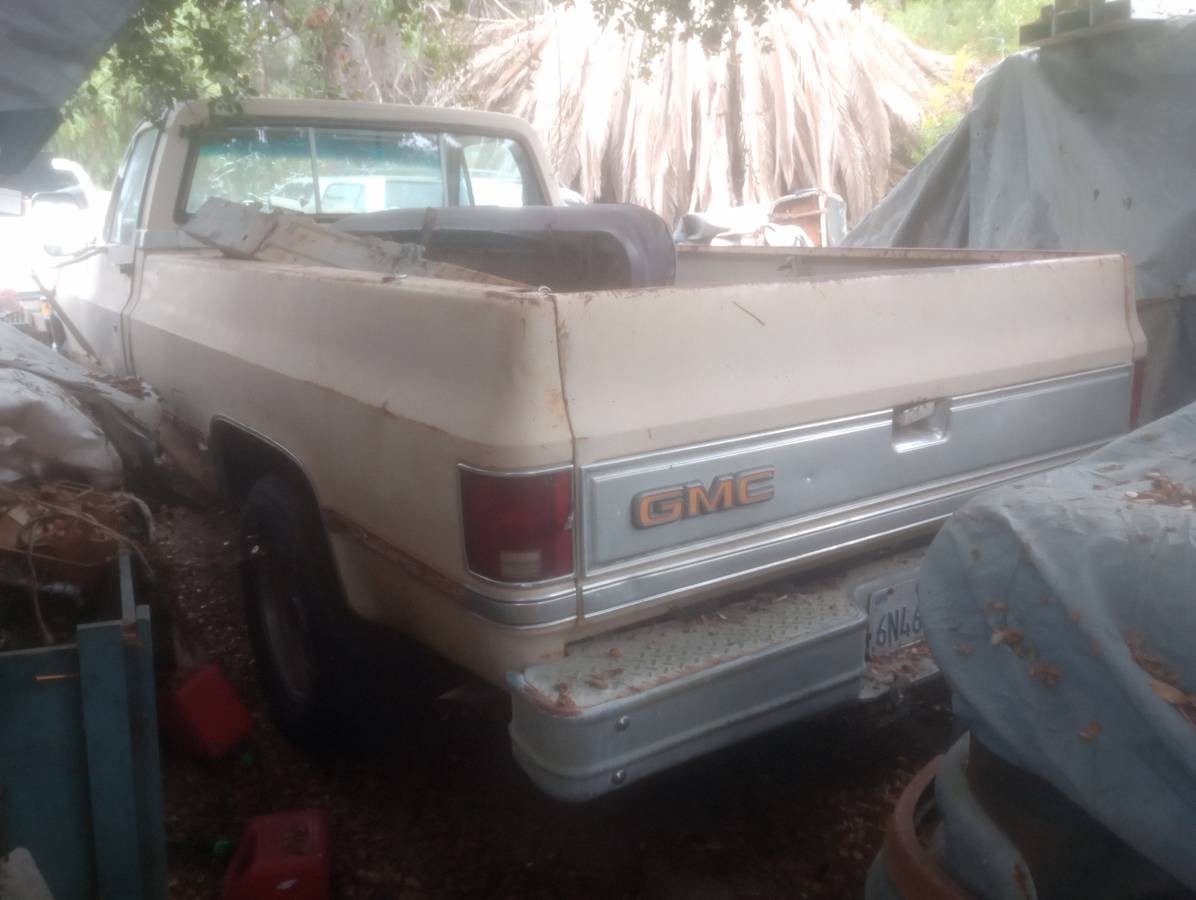 Gmc-sierra-2500-1984-4