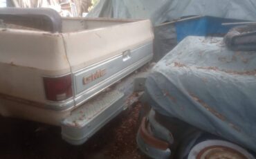 Gmc-sierra-2500-1984-5