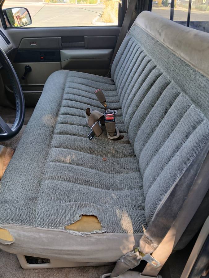 Gmc-sierra-2500-1988-custom-4