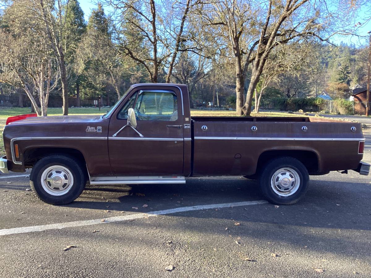 Gmc-sierra-2500hd-1978-brown-6