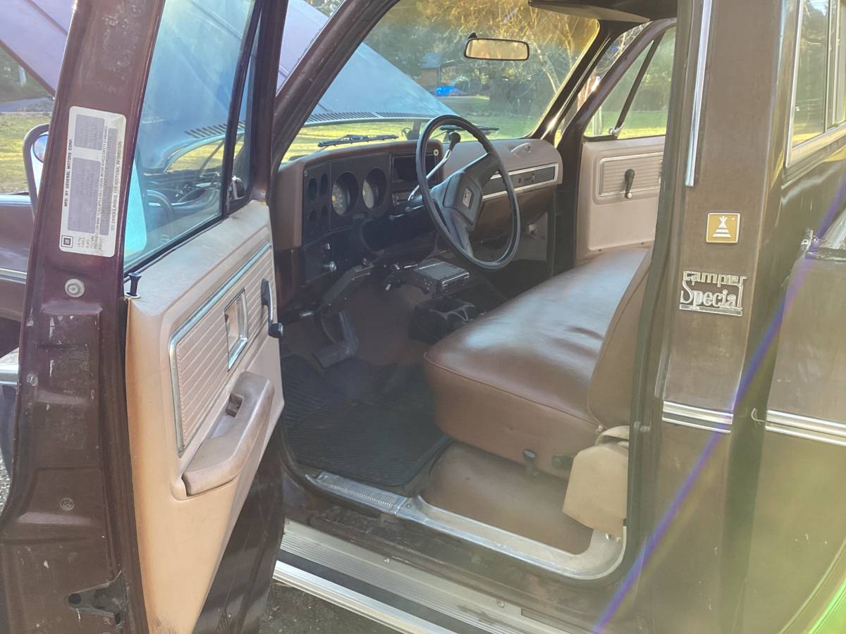 Gmc-sierra-2500hd-1978-brown-8