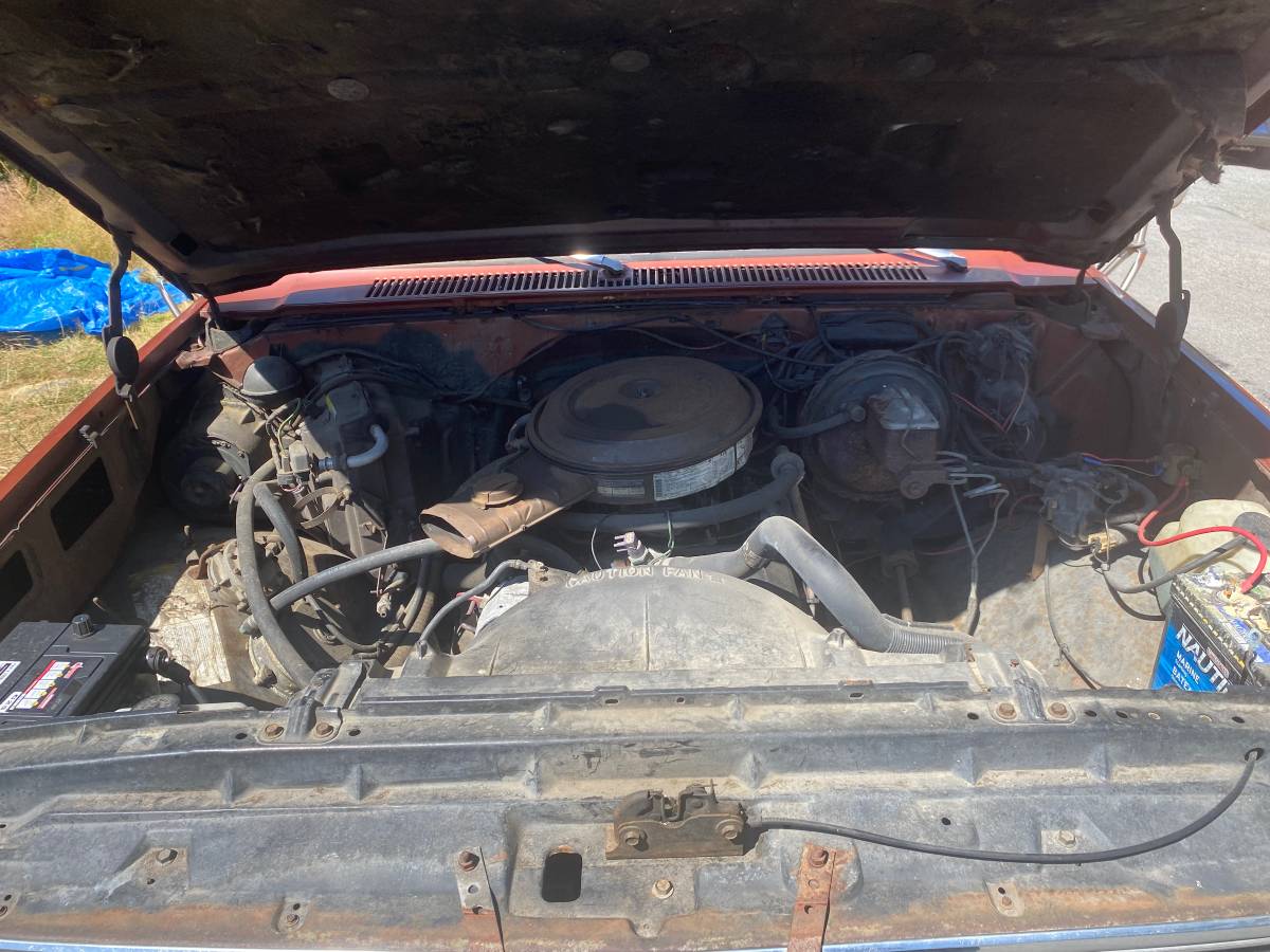 Gmc-sierra-2500hd-1982-brown-2