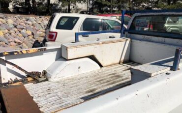 Gmc-sierra-2500hd-1984-white-6