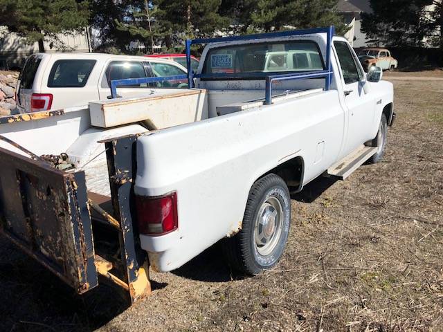 Gmc-sierra-2500hd-1984-white-8