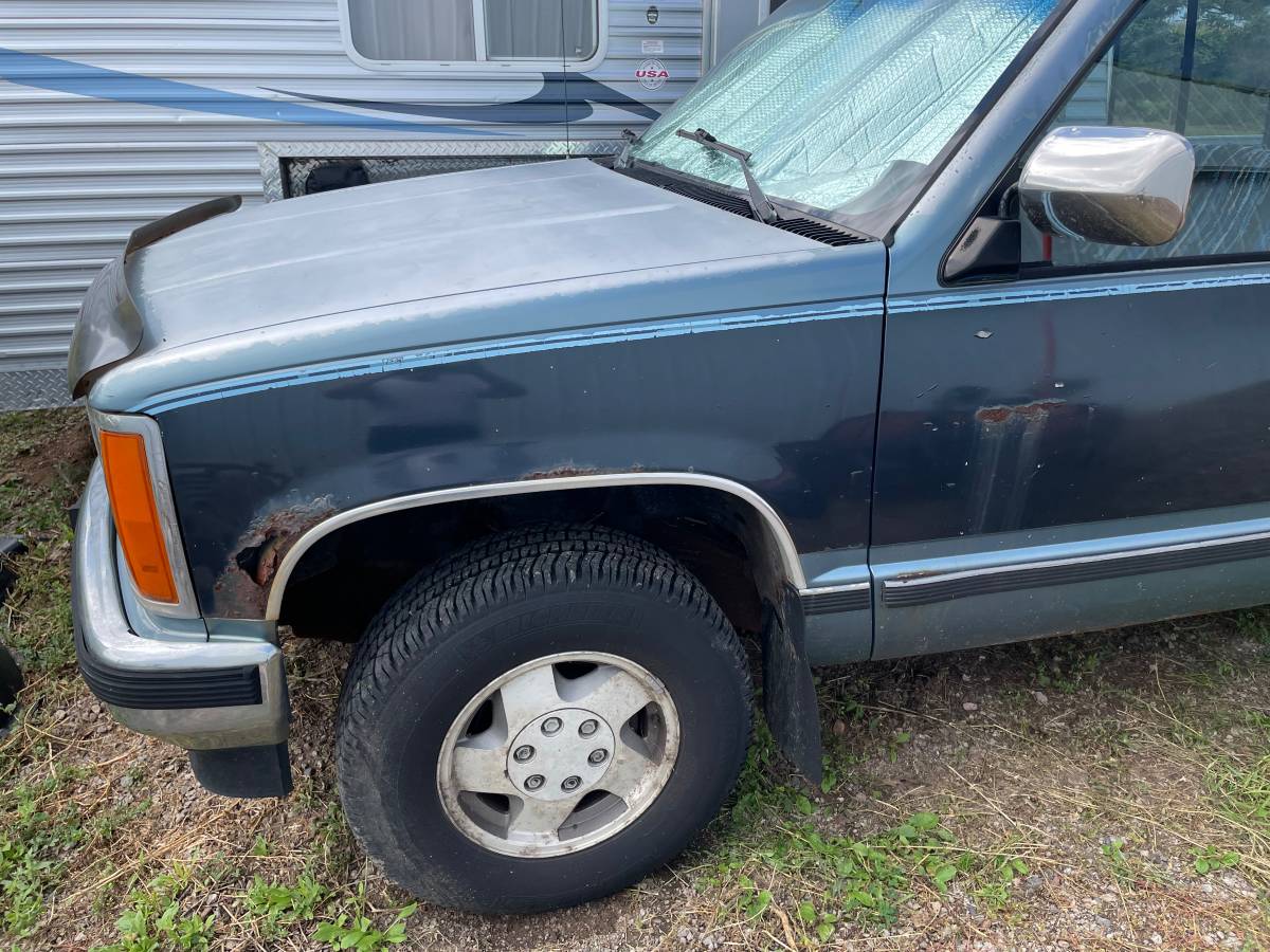 Gmc-sierra-2500hd-1988-blue-3