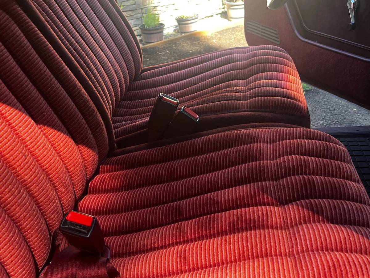 Gmc-sierra-34-ton-nominal-1991-red-14