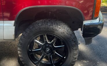 Gmc-sierra-34-ton-nominal-1991-red-15