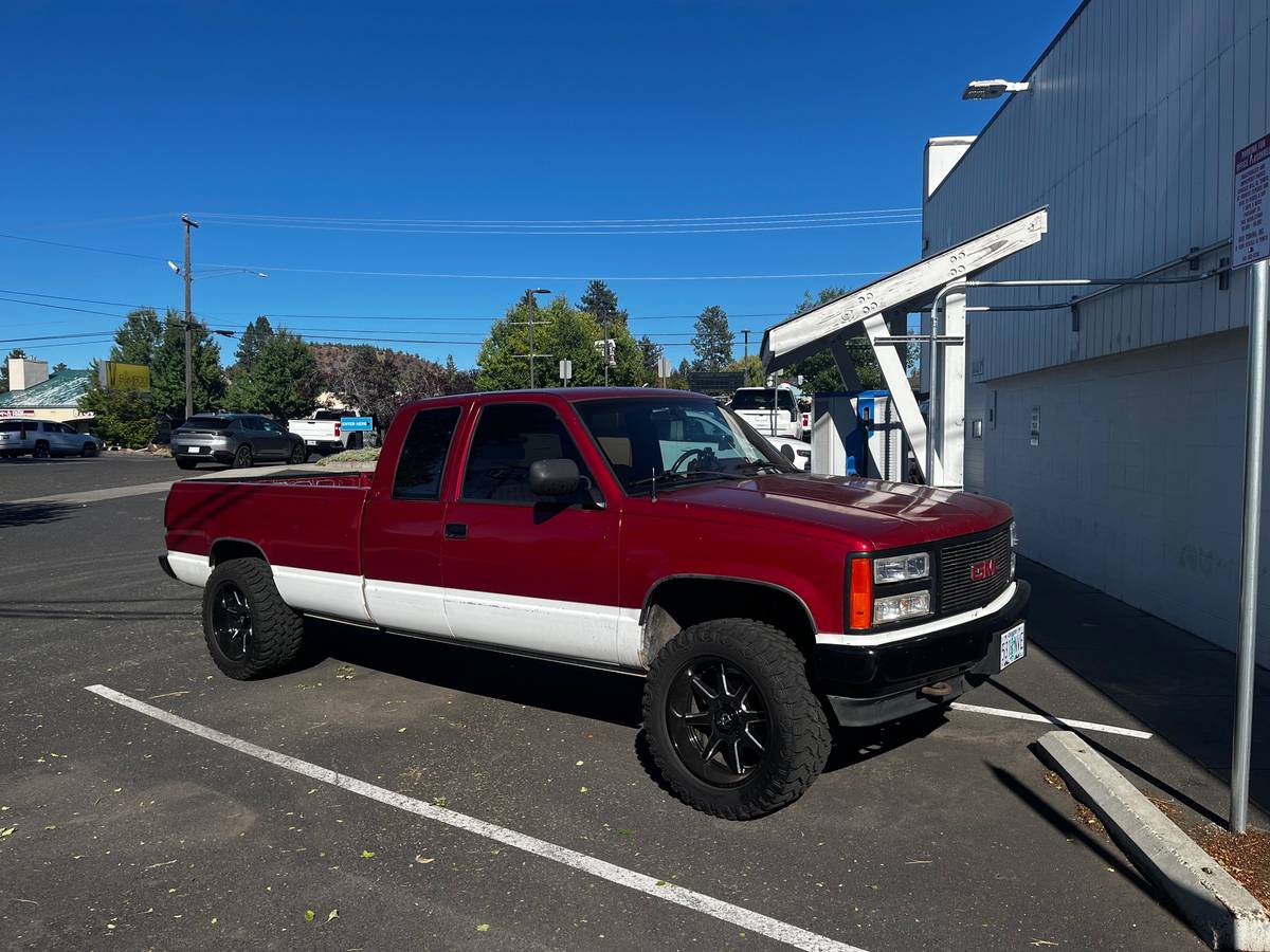 Gmc-sierra-34-ton-nominal-1991-red-3