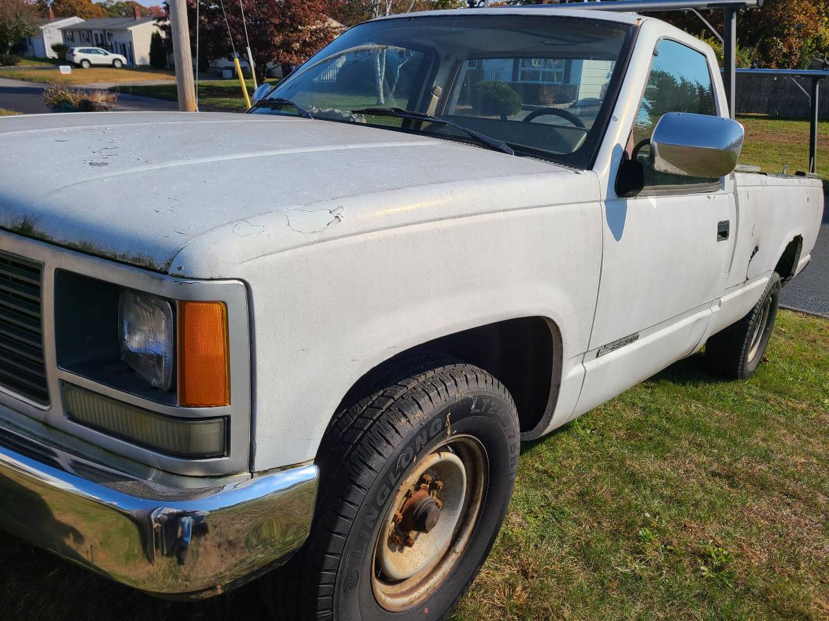 Gmc-sierra-3500-1988-white-1