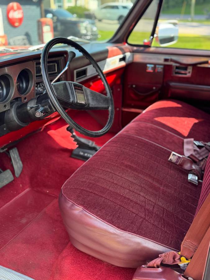 Gmc-sierra-3500hd-1986-red-11