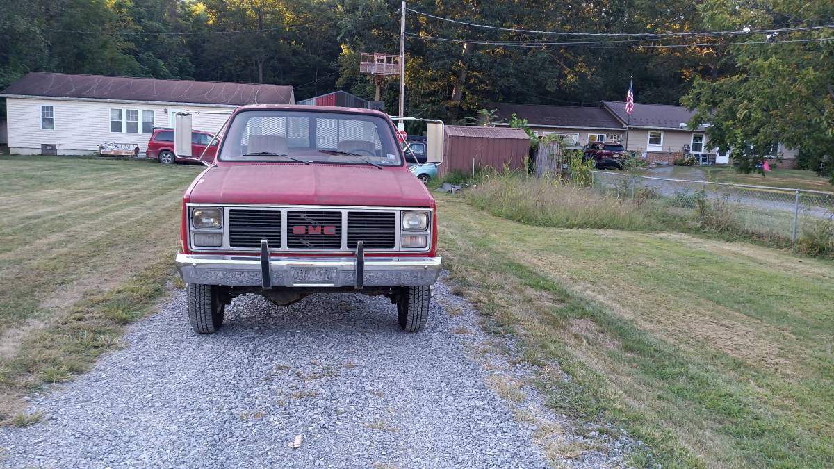 Gmc-sierra-3500hd-1986-red-5