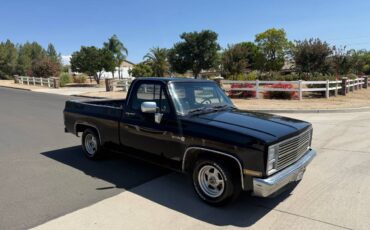 Gmc-sierra-c10-1985-black-4
