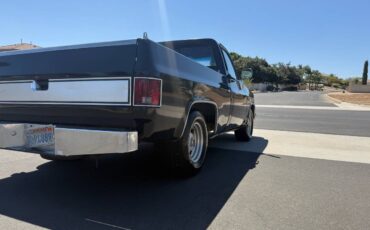Gmc-sierra-c10-1985-black-7