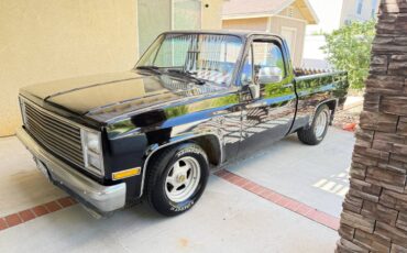 Gmc-sierra-c10-1985-black-9