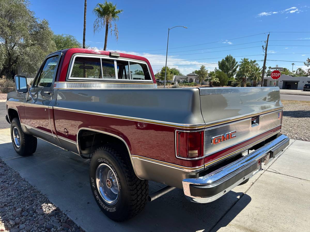 Gmc-sierra-k15-classic-1977-red-2