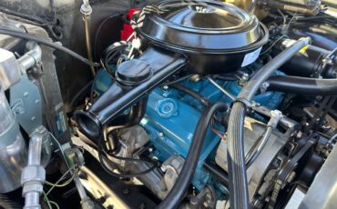 Gmc-sierra-k15-classic-1977-red-22
