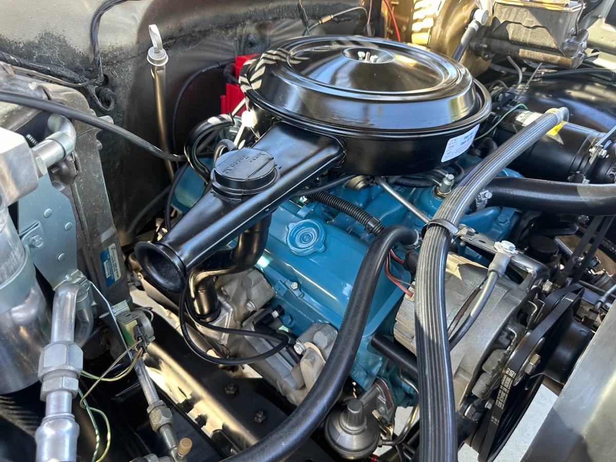 Gmc-sierra-k15-classic-1977-red-22