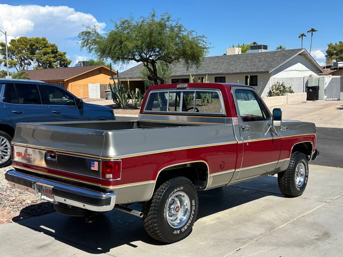 Gmc-sierra-k15-classic-1977-red-3