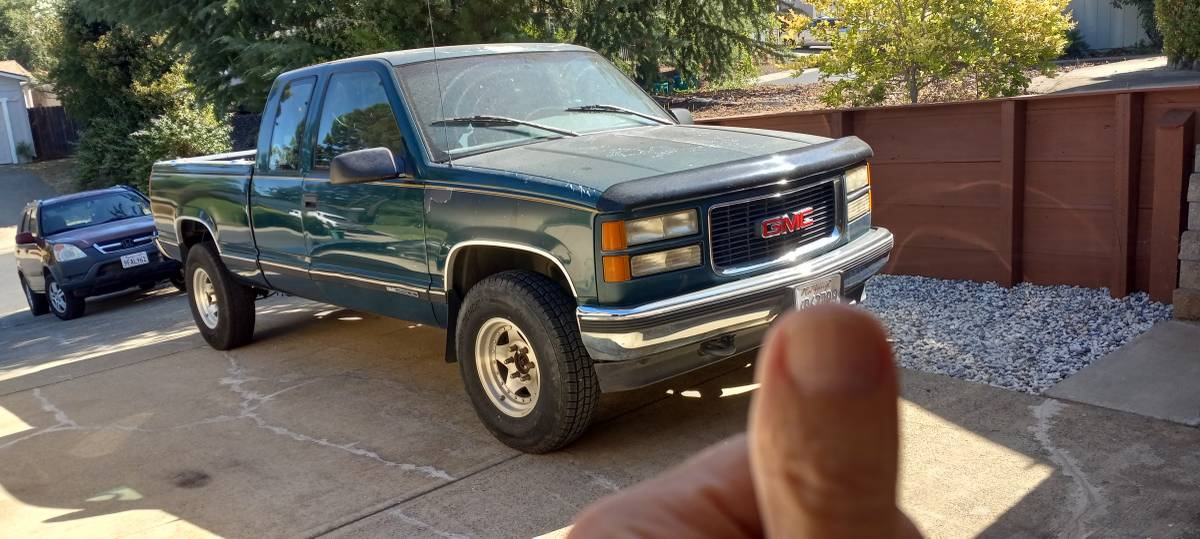 Gmc-sierra-k2500-1995-green-1