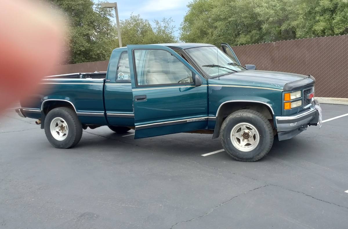 Gmc-sierra-k2500-1995-green-8